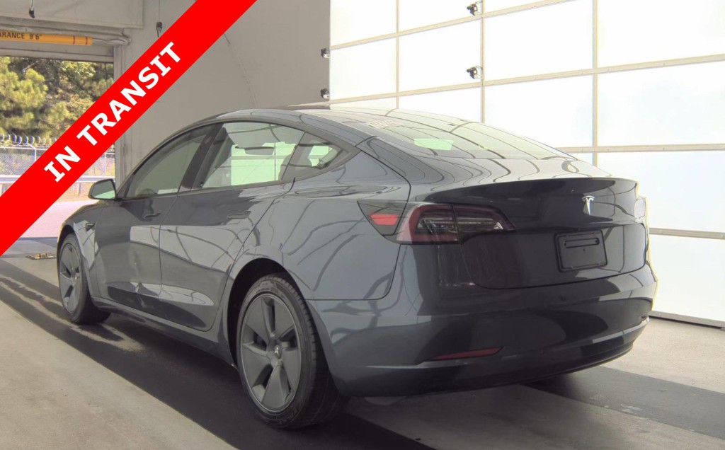 2023 Tesla Model 3 Image 6