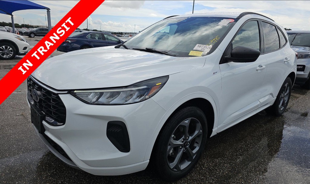 2023 Ford Escape Image 1