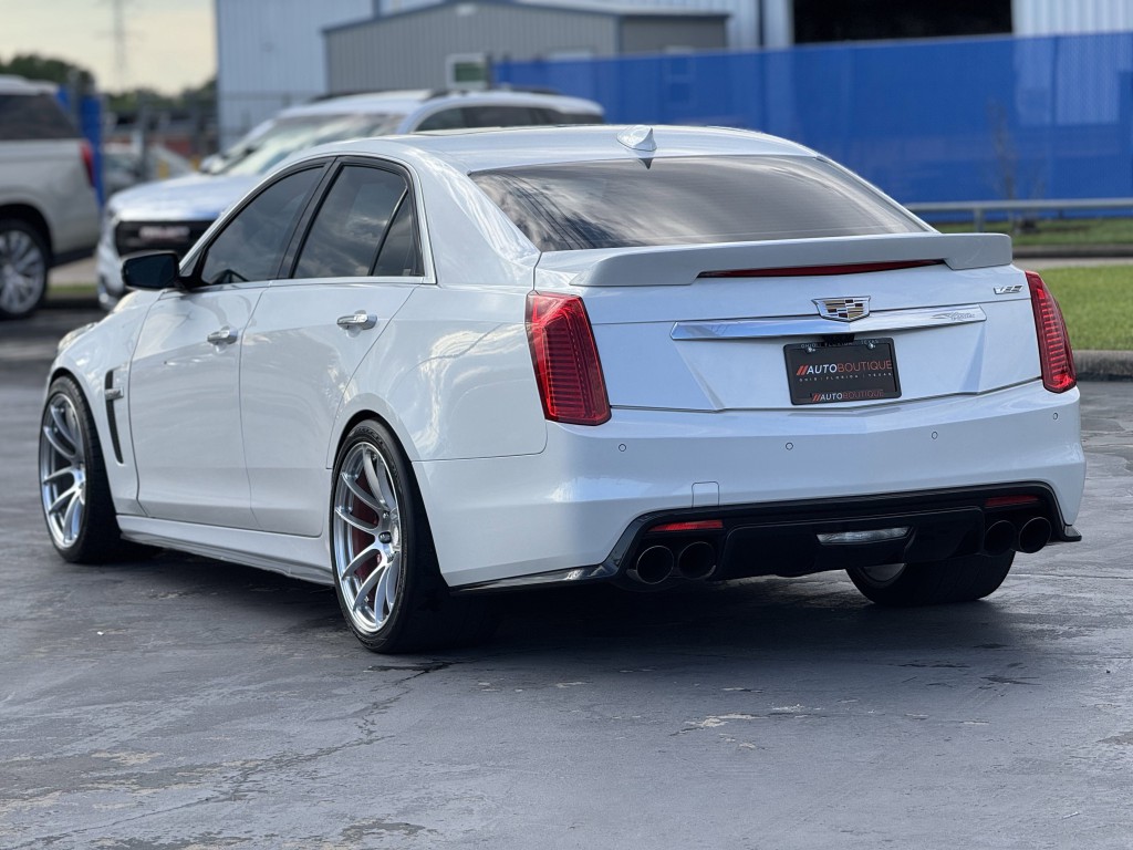 2018 Cadillac CTS Image 11