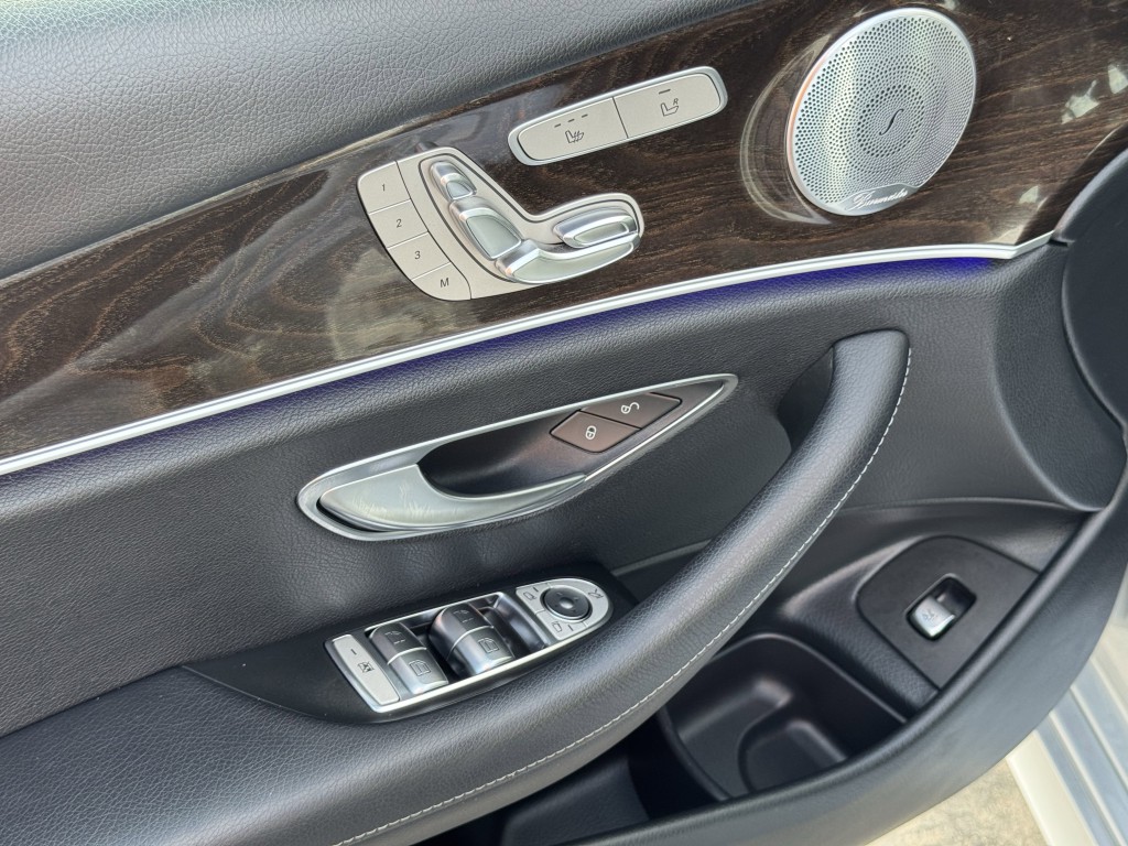 2019 Mercedes-Benz E-Class Image 24