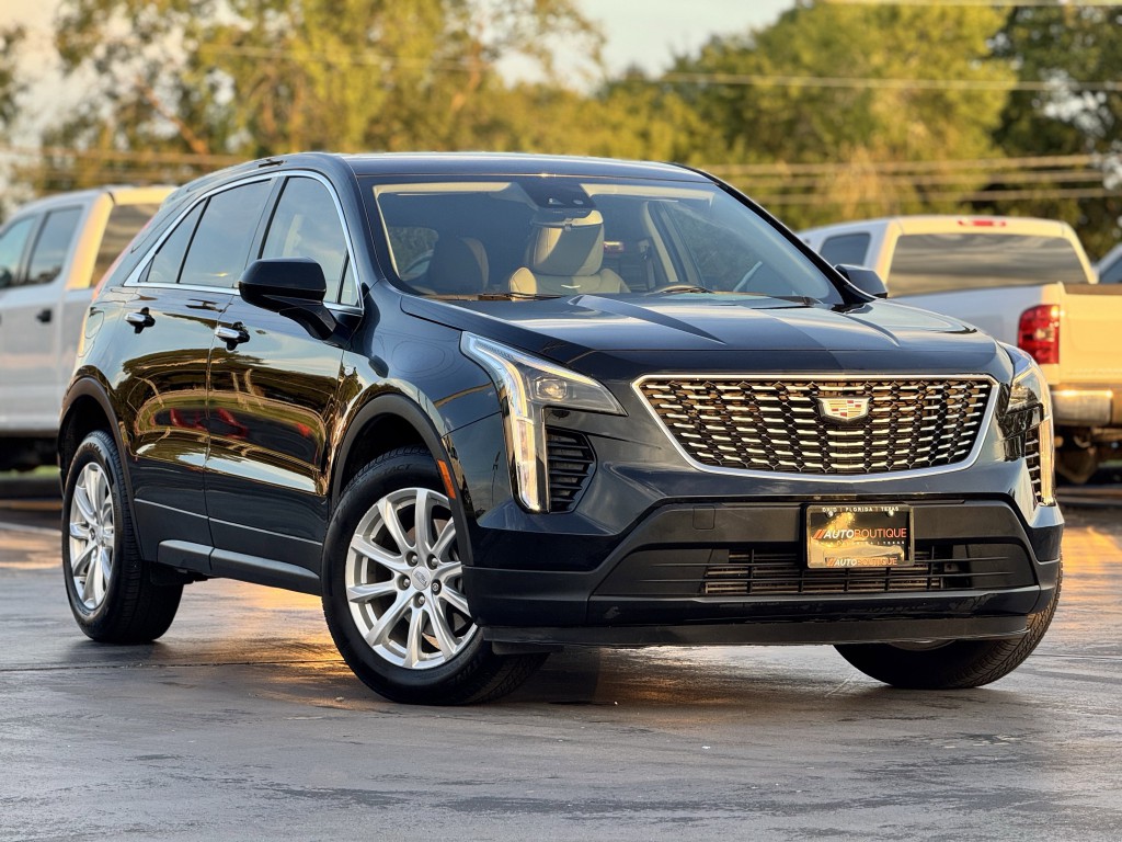 2022 Cadillac XT4 Image 3