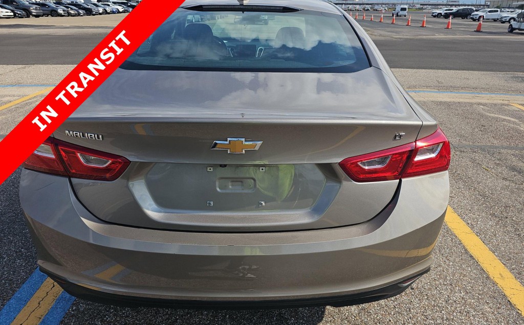 2023 Chevrolet Malibu Image 7