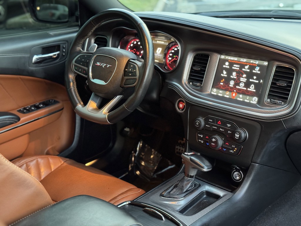 2021 Dodge Charger Image 17