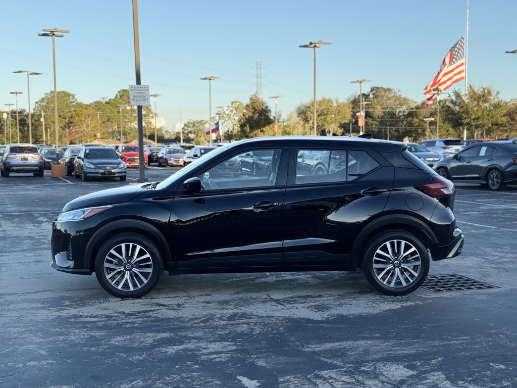 2021 Nissan Kicks Image 11