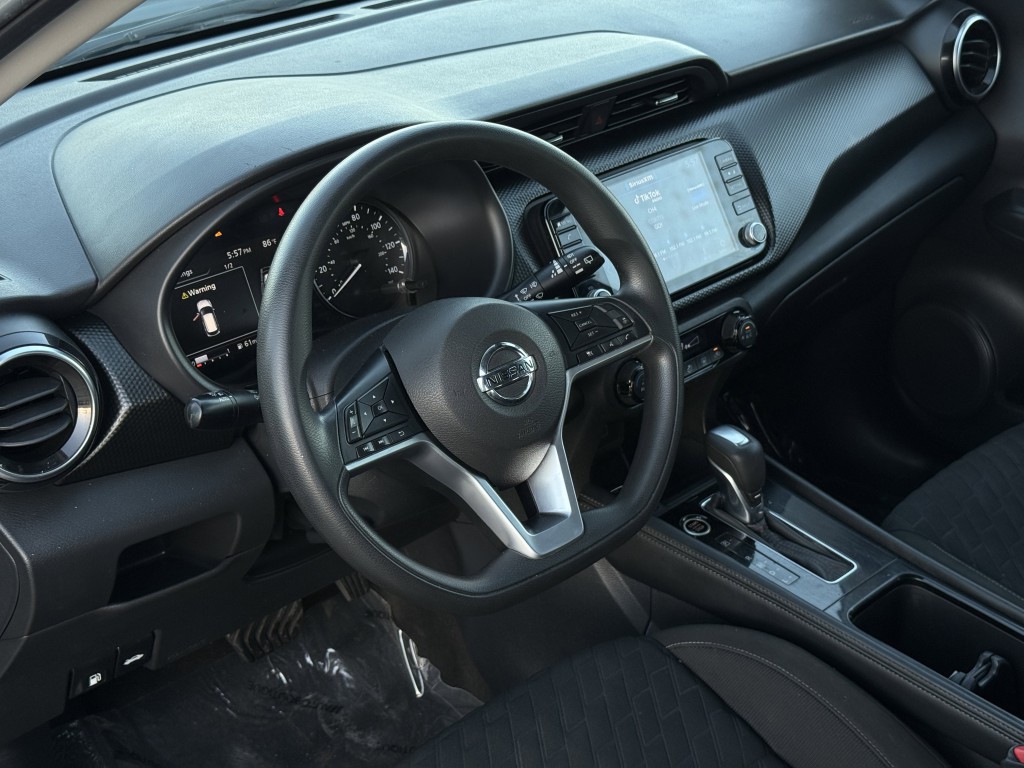 2021 Nissan Kicks Image 12