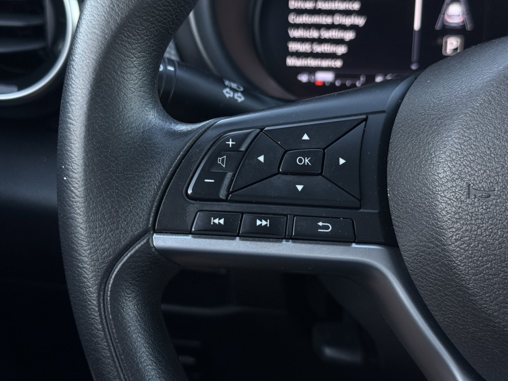 2021 Nissan Kicks Image 16