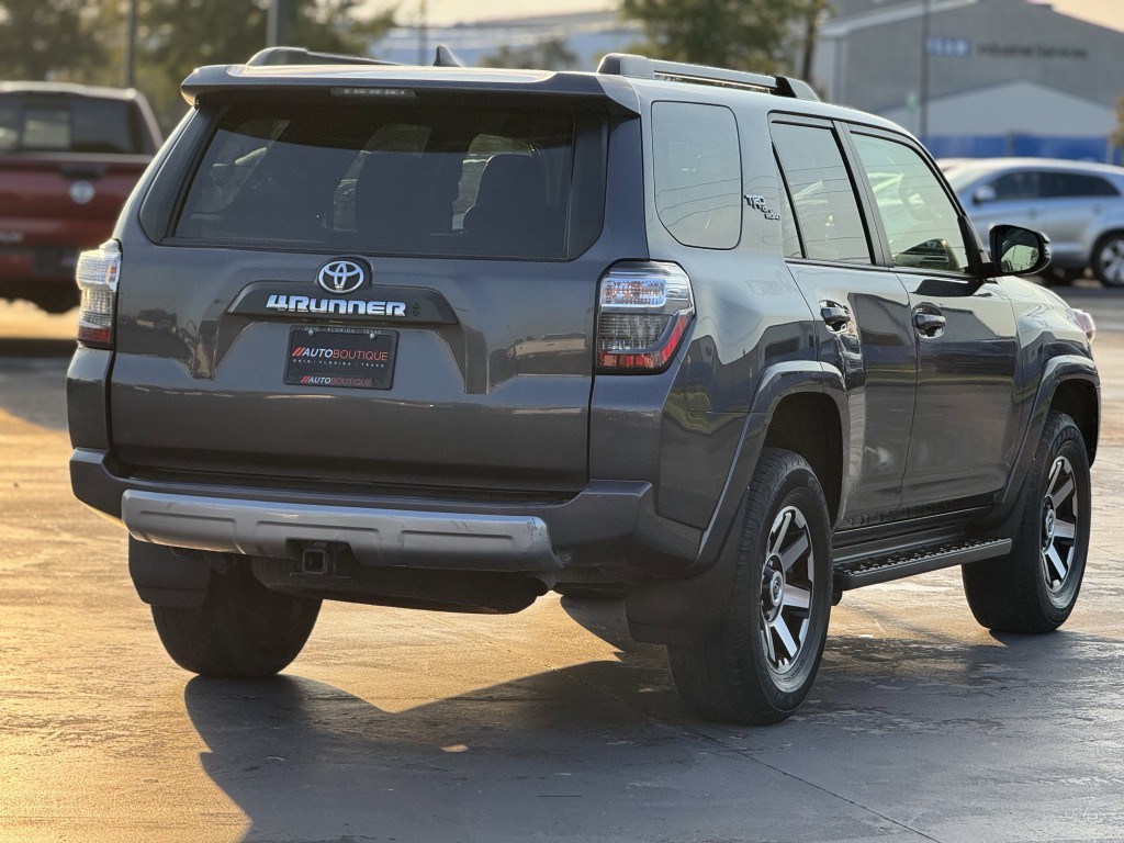 2023 Toyota 4Runner Image 9