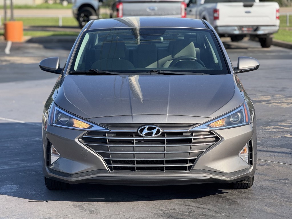 2020 Hyundai Elantra Image 6