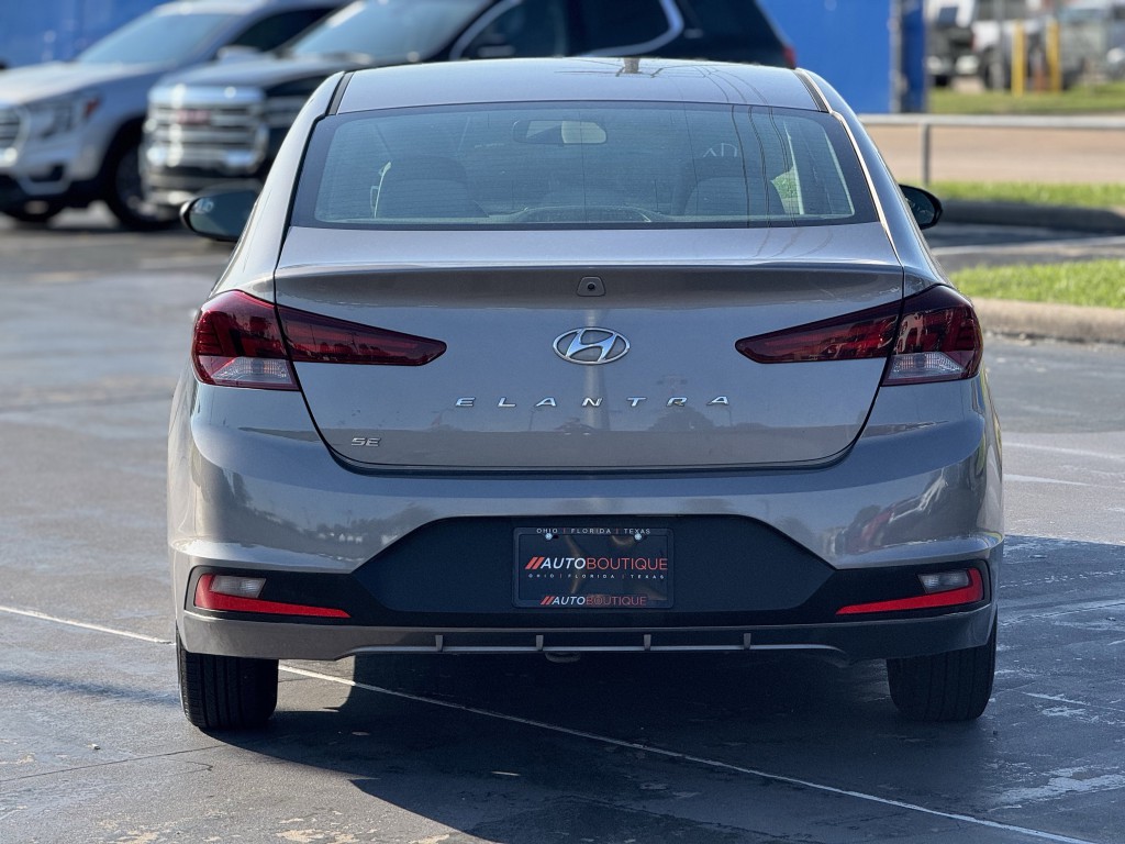 2020 Hyundai Elantra Image 7