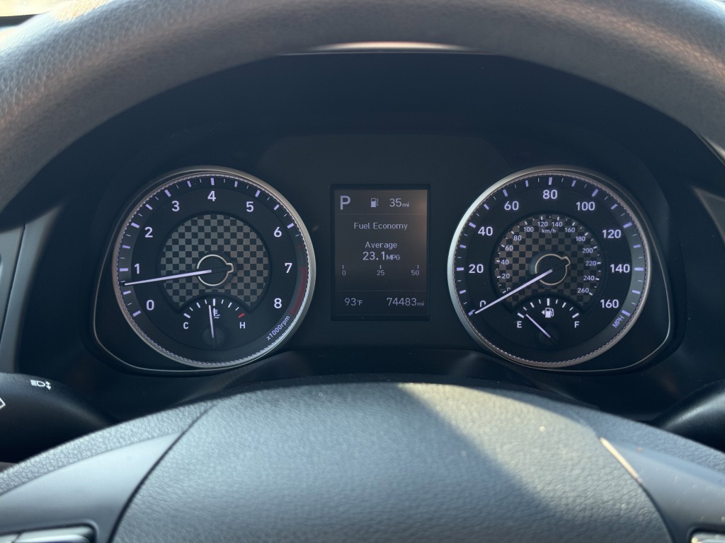 2020 Hyundai Elantra Image 17