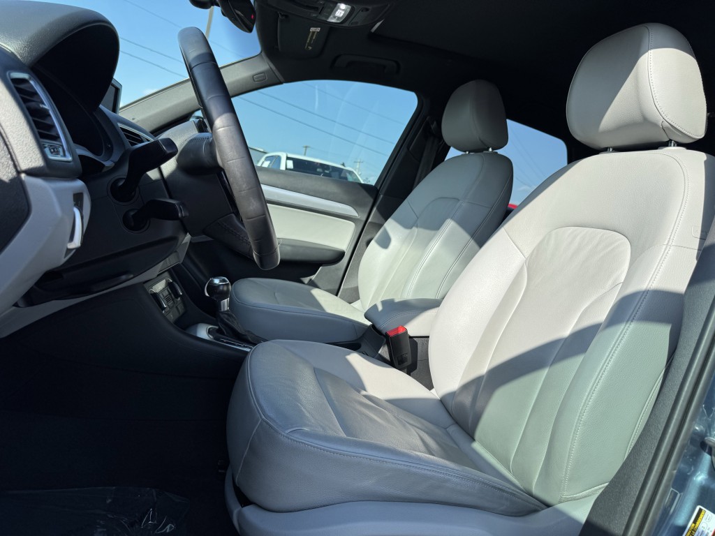2017 Audi Q3 Image 22