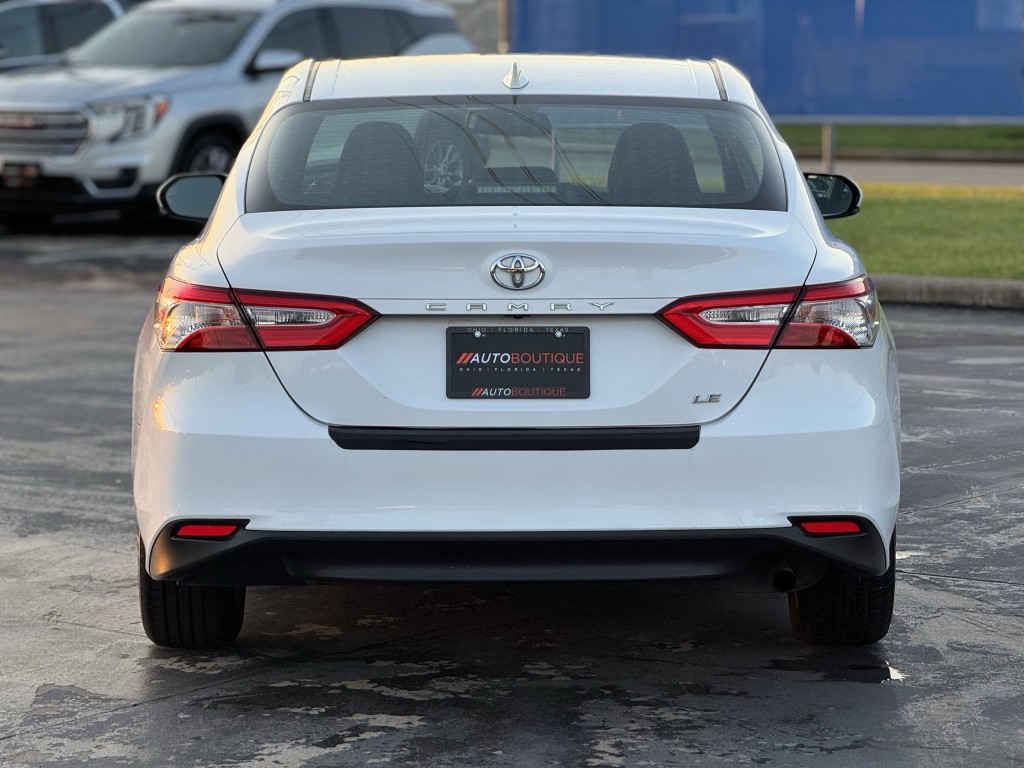 2018 Toyota Camry Image 7