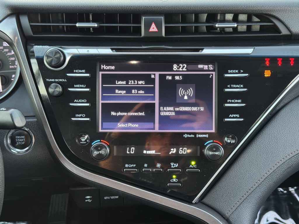 2018 Toyota Camry Image 18