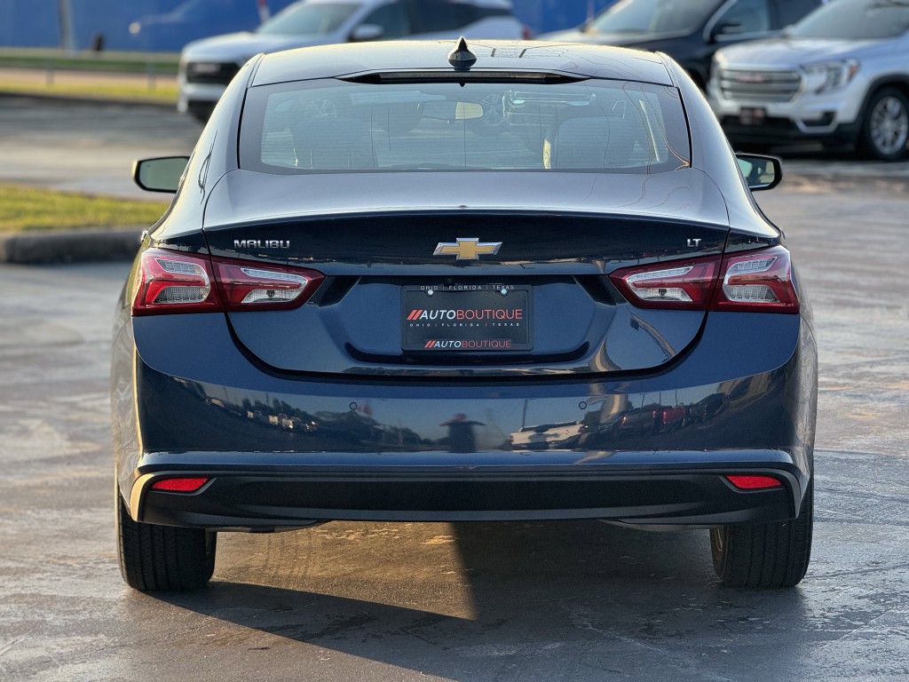 2021 Chevrolet Malibu Image 7