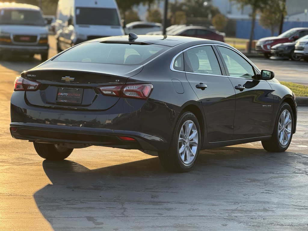 2021 Chevrolet Malibu Image 9