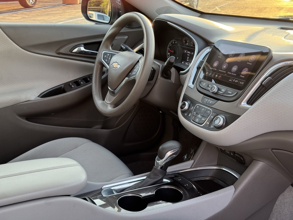 2021 Chevrolet Malibu Image 13