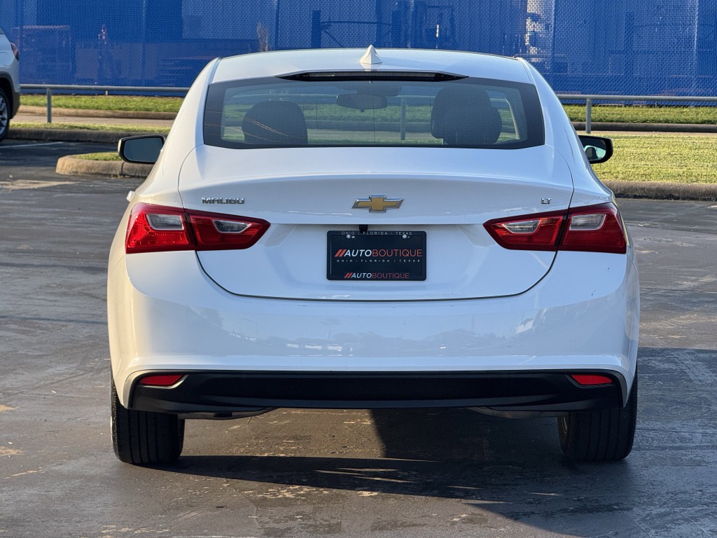 2023 Chevrolet Malibu Image 7