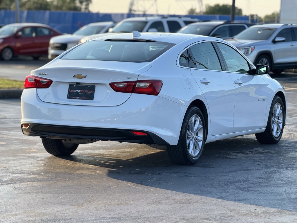 2023 Chevrolet Malibu Image 9