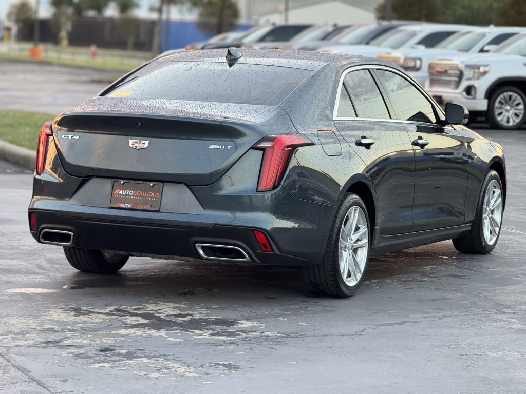 2022 Cadillac CT4 Image 9