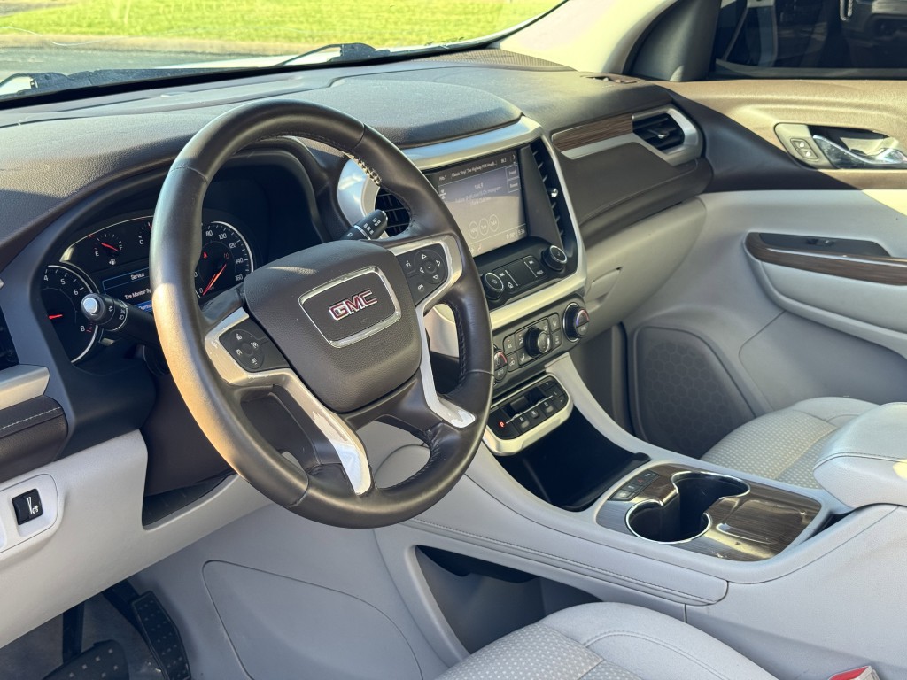 2020 GMC Acadia Image 12