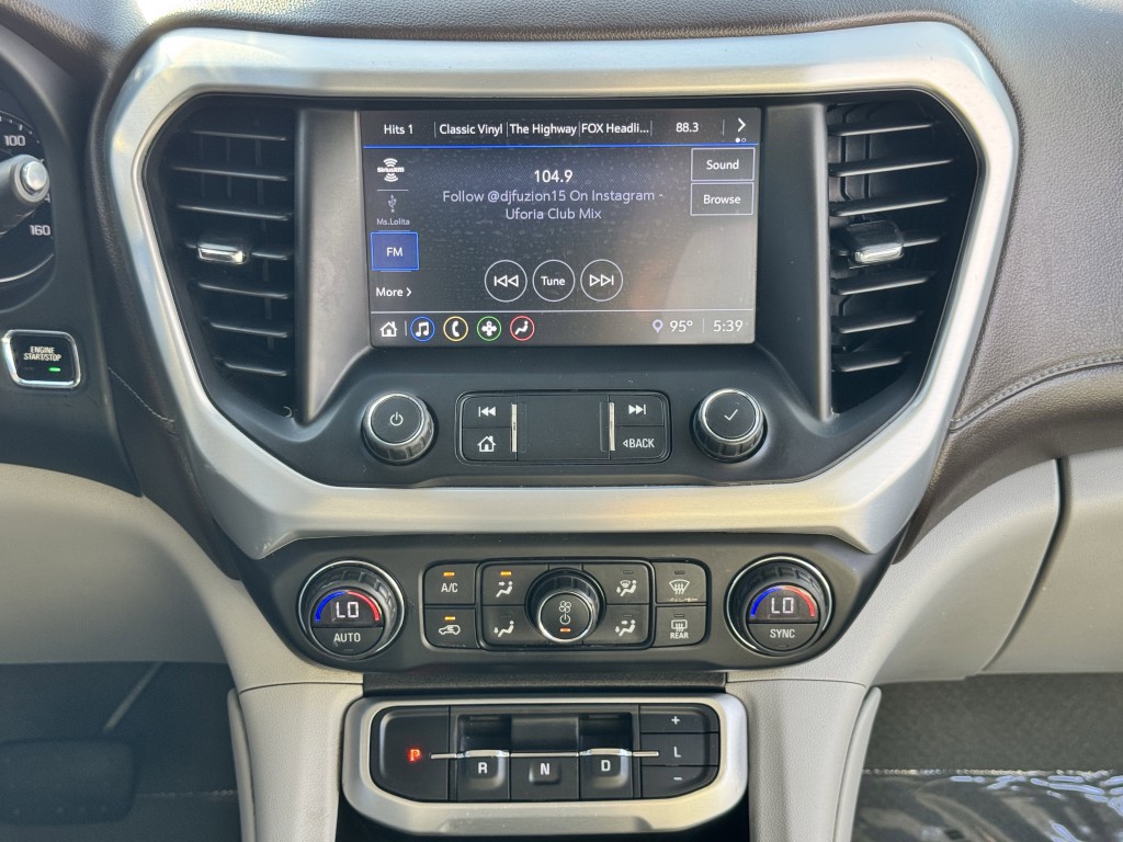 2020 GMC Acadia Image 17