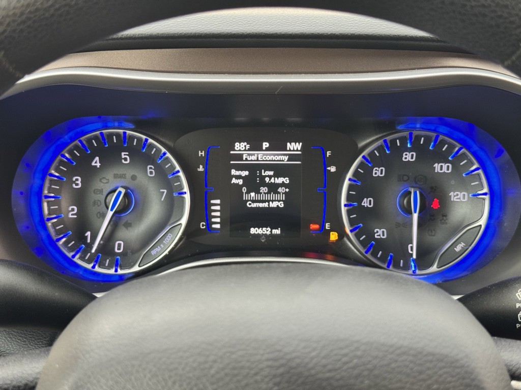 2020 Chrysler Voyager Image 18