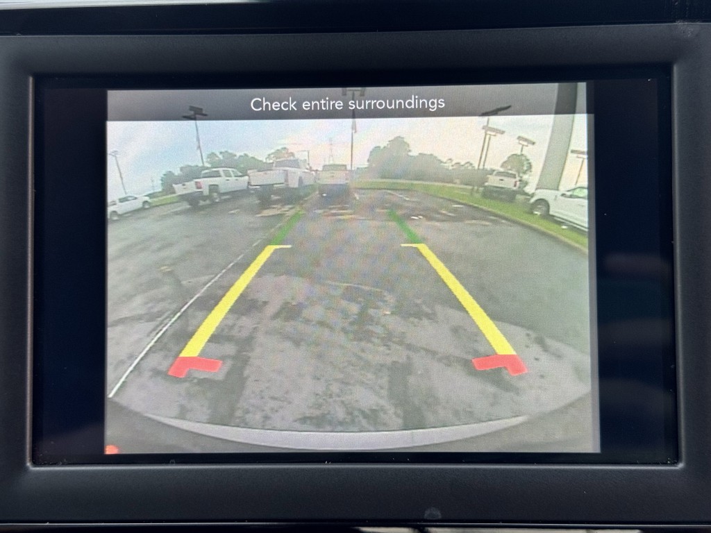 2020 Chrysler Voyager Image 20