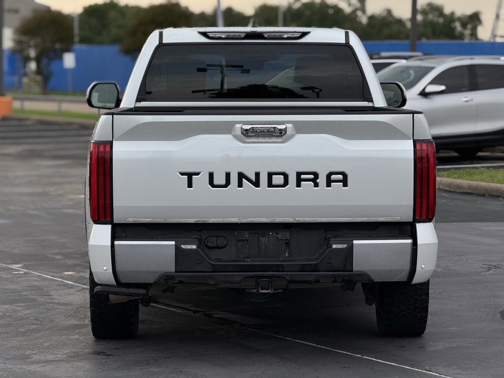 2023 Toyota Tundra Image 7