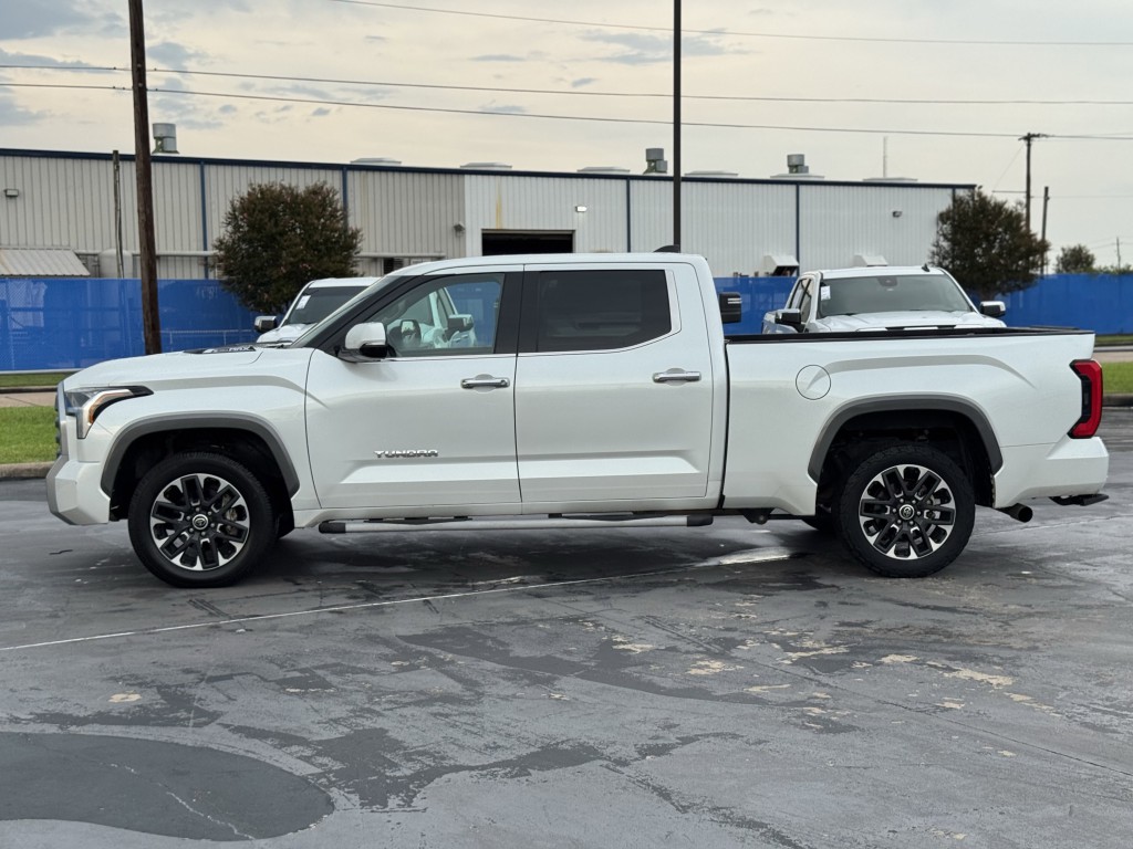 2023 Toyota Tundra Image 10