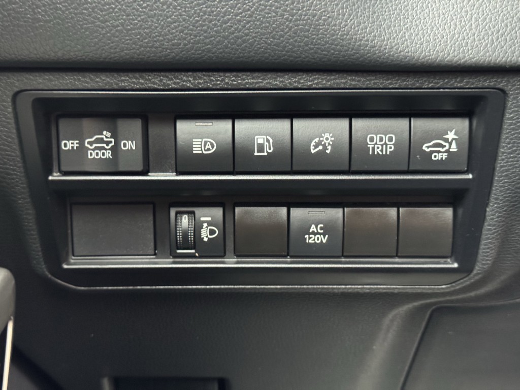 2023 Toyota Tundra Image 22