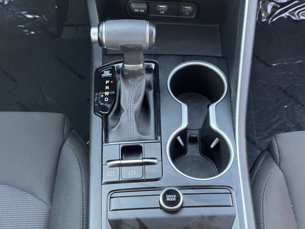 2023 Kia K5 Image 24