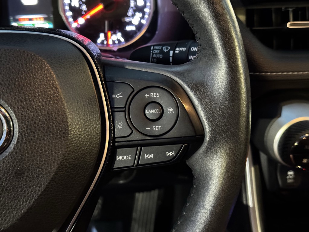 2020 Toyota Rav4 Image 17