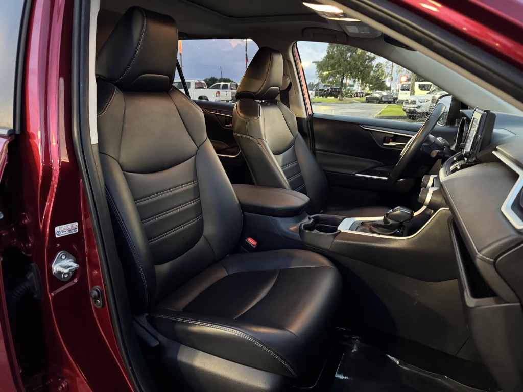 2020 Toyota Rav4 Image 24