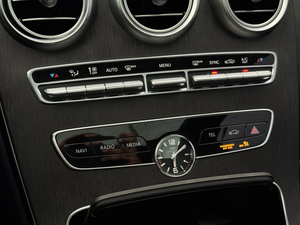 2020 Mercedes-Benz C-Class Image 35