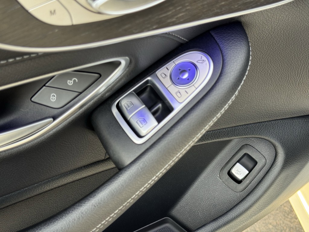 2020 Mercedes-Benz C-Class Image 45