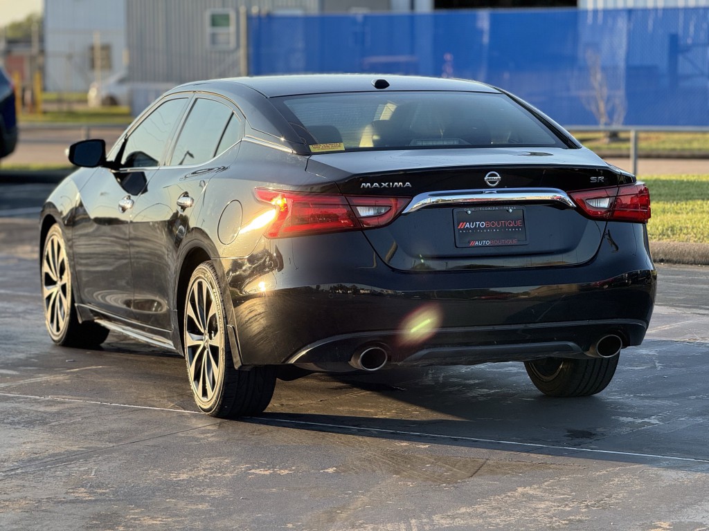 2016 Nissan Maxima Image 8