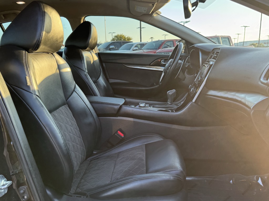 2016 Nissan Maxima Image 21