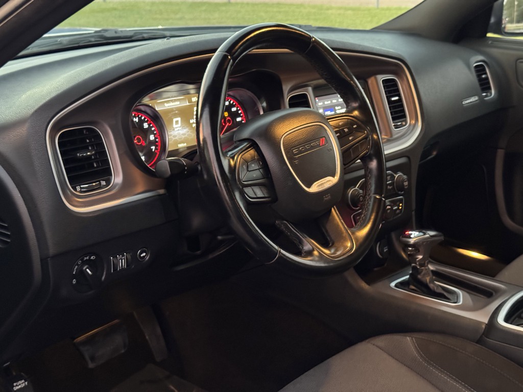 2022 Dodge Charger Image 11
