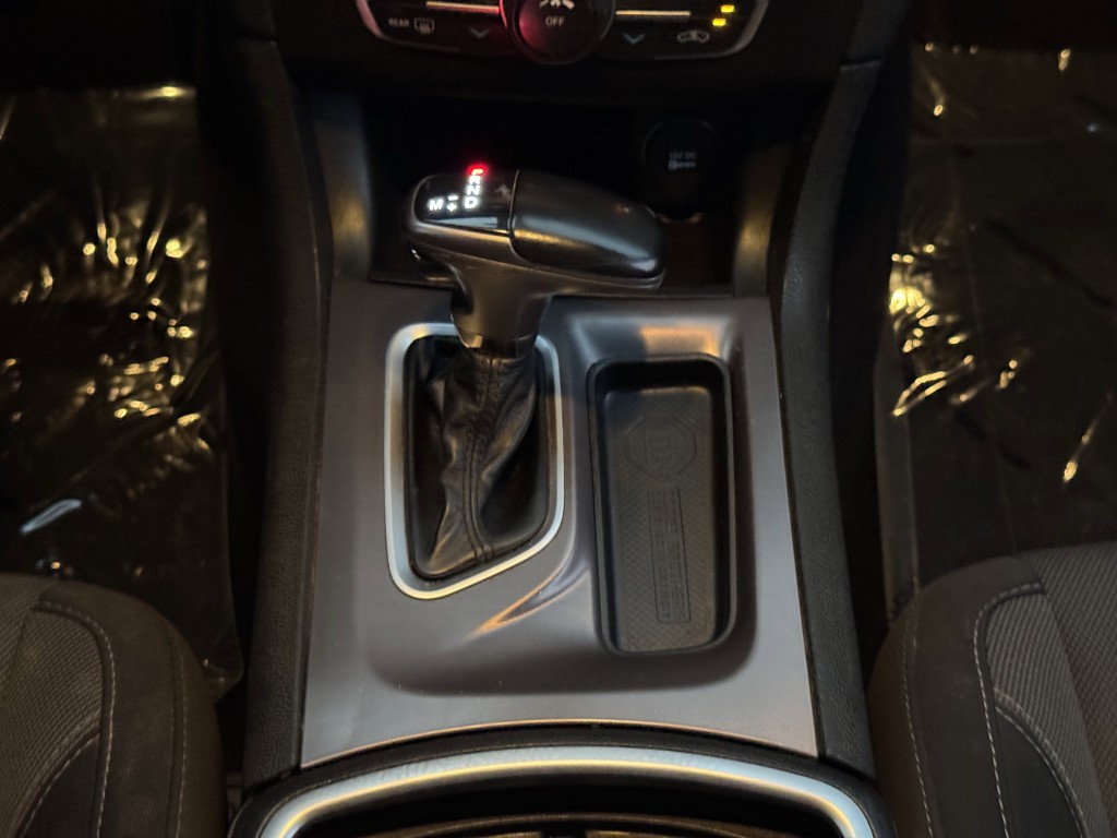 2022 Dodge Charger Image 18