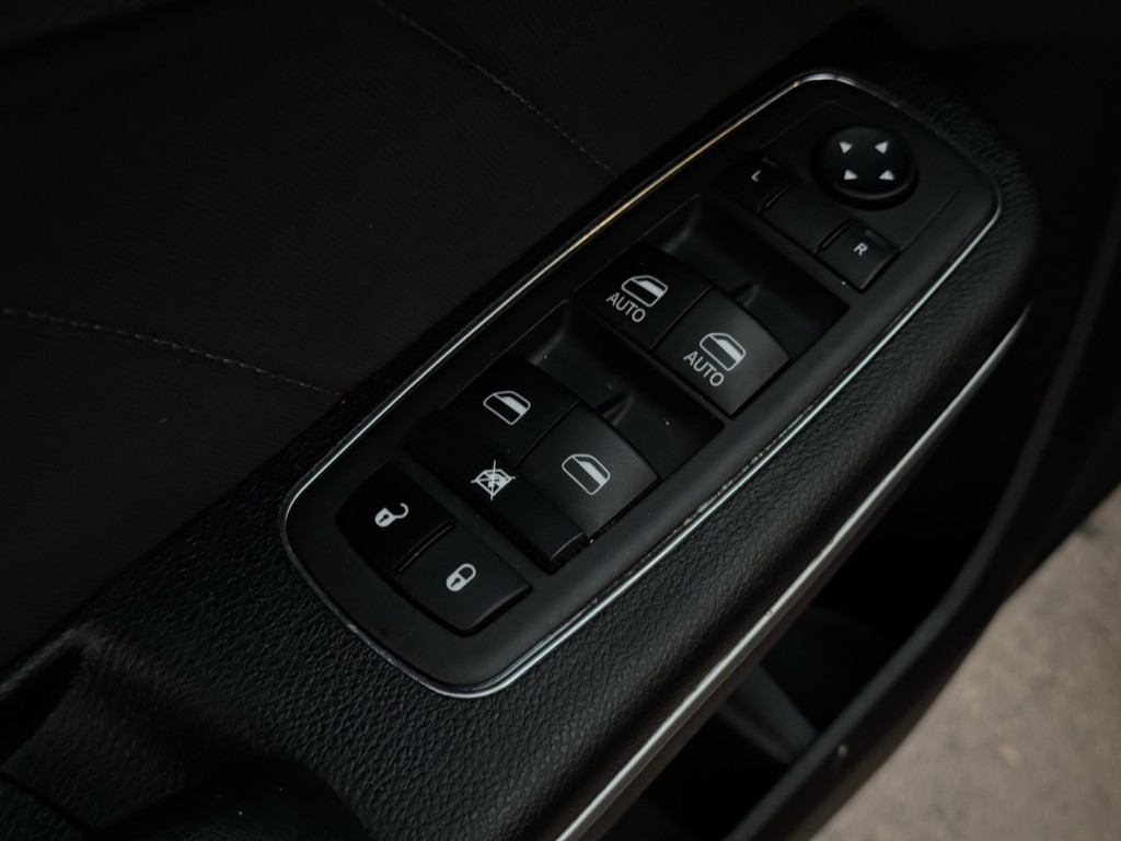 2022 Dodge Charger Image 19