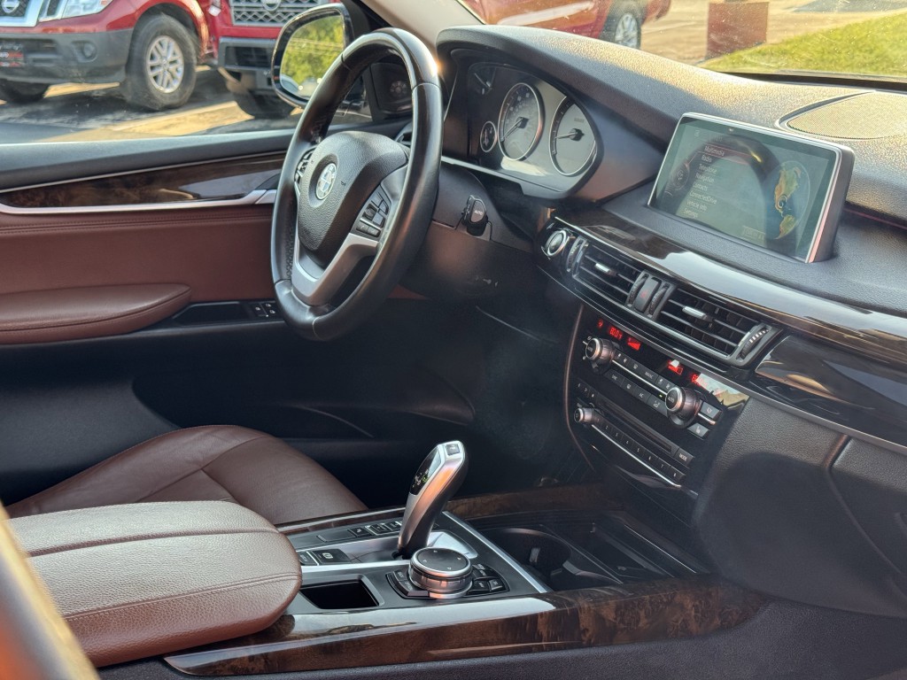 2015 BMW X5 Image 13