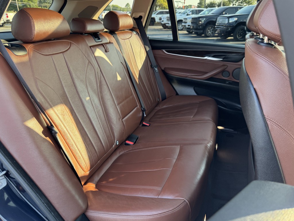 2015 BMW X5 Image 25
