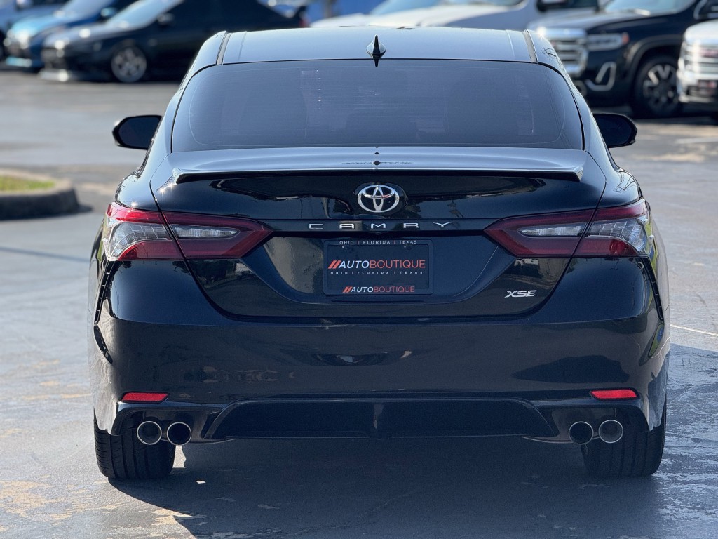 2021 Toyota Camry Image 7