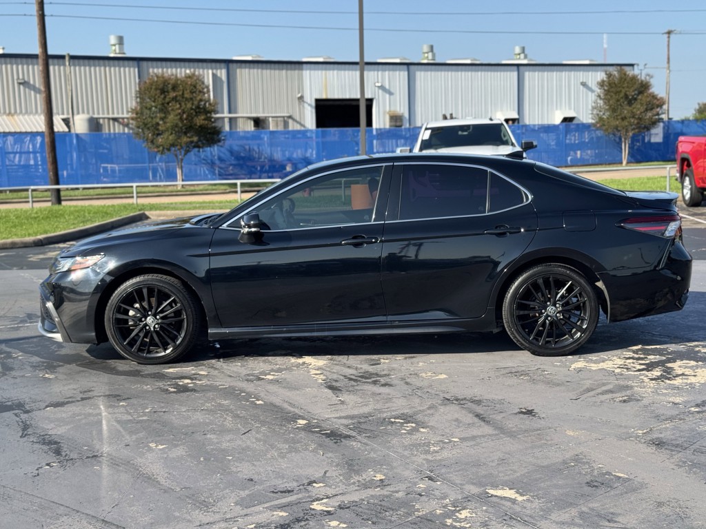 2021 Toyota Camry Image 10