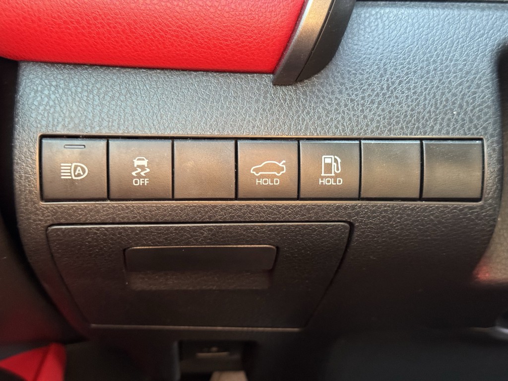 2021 Toyota Camry Image 20
