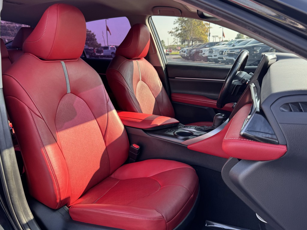 2021 Toyota Camry Image 23