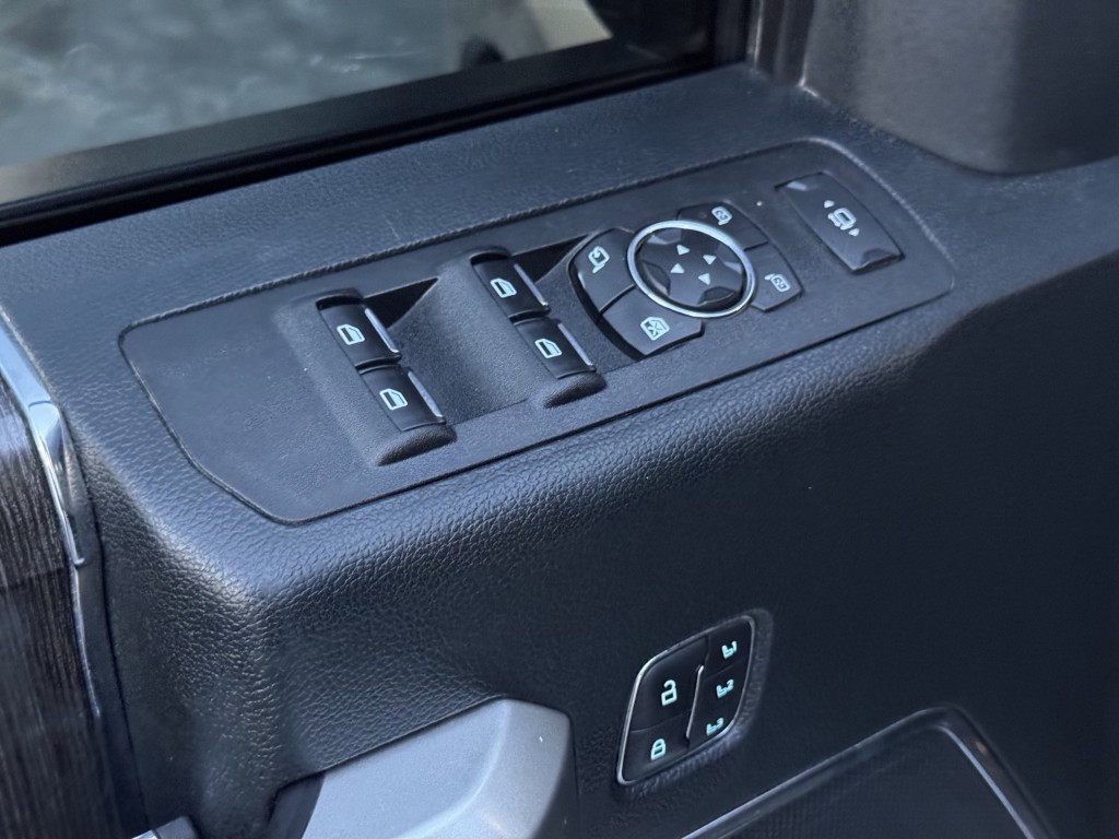 2021 Ford F-350 Image 25