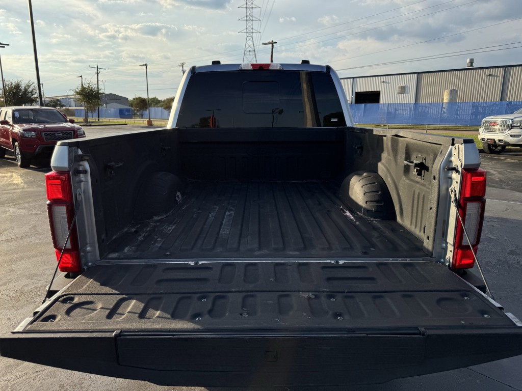 2021 Ford F-350 Image 30