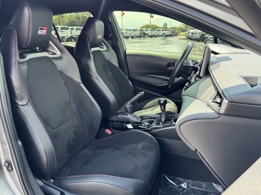 2023 Toyota Corolla Image 29