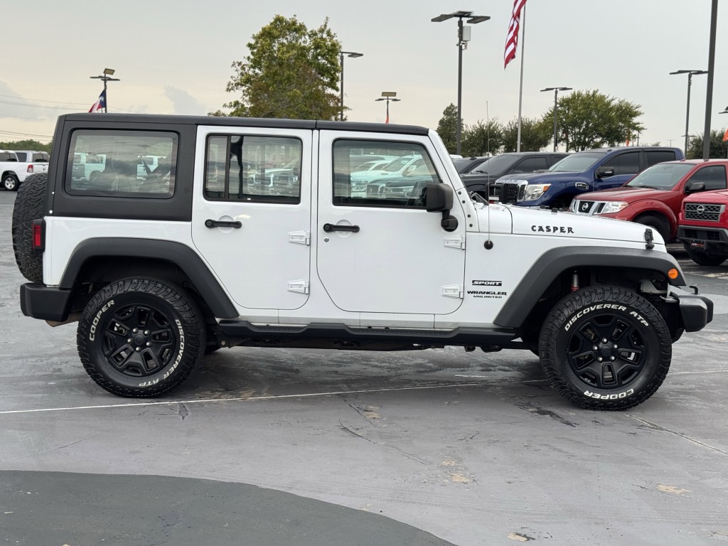 2017 Jeep Wrangler Unlimited Image 10